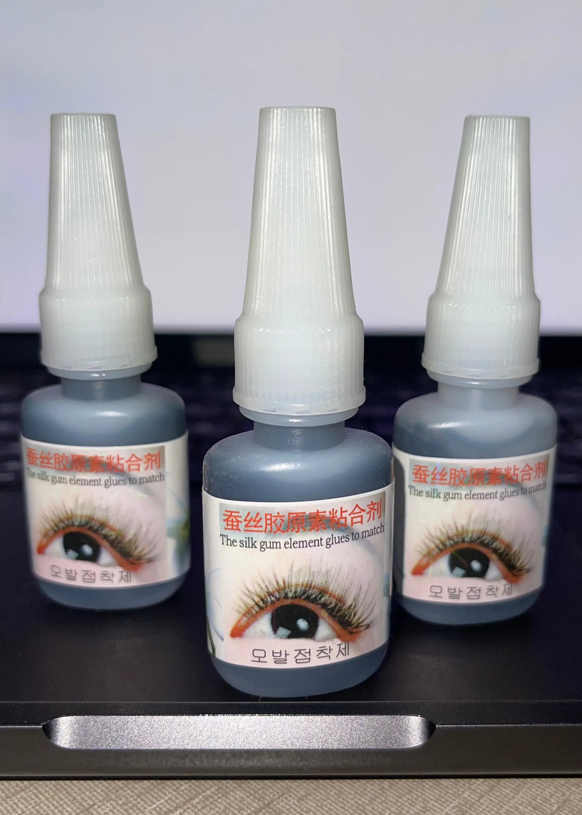 Eye lash Extension Glue